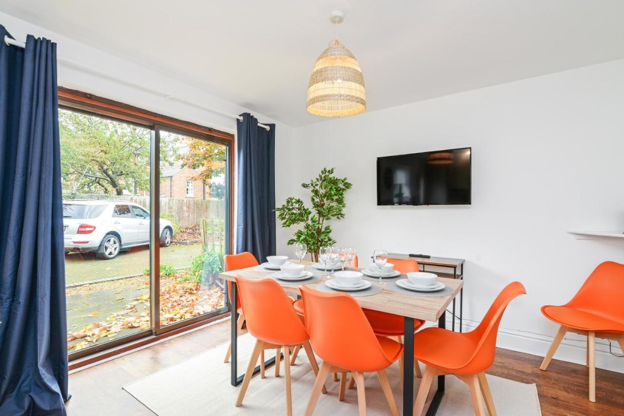 Forester House - Spacious 4 Bedroom In Derby, Centre Casa vacanze *