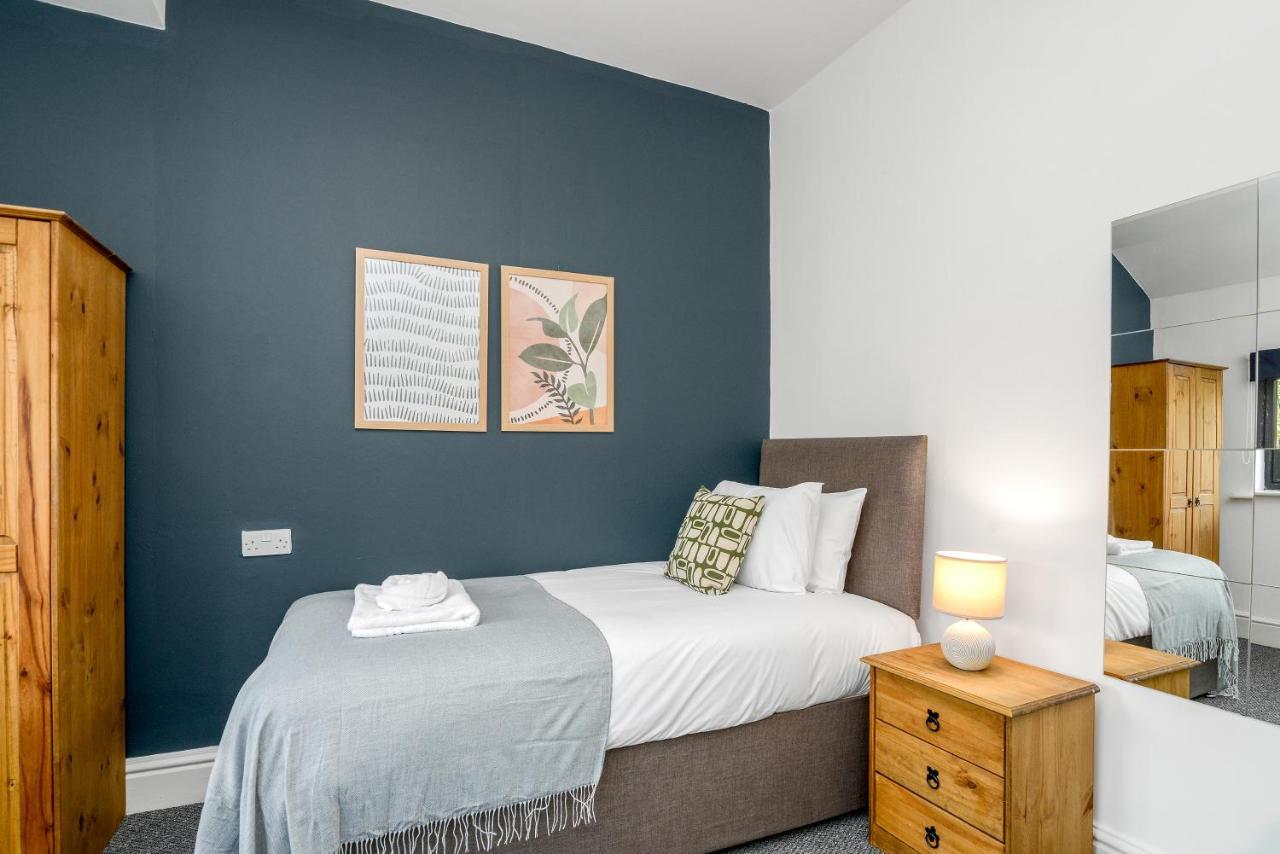 Forester House - Spacious 4 Bedroom In Derby, Centre Casa vacanze