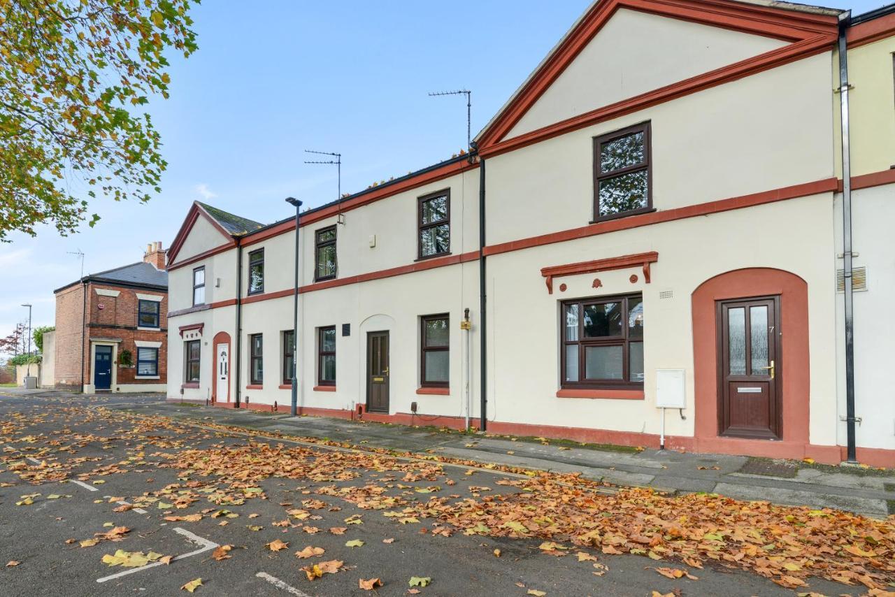 Casa vacanze Forester House - Spacious 4 Bedroom In Derby, Centre *
